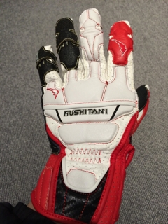 エアーGPSグローブ入荷しました：KUSHITANI清水店 | KUSHITANI
