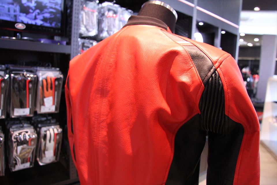 K-0681Z スクリプトジャケット入荷：KUSHITANI清水店