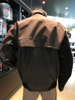 K-2306 チームジャケット入荷しました！：KUSHITANI清水店 | KUSHITANI