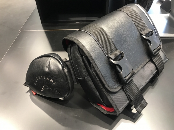SHINICHIRO ARAKAWAマップバッグ:KUSHITANI清水店 | KUSHITANI SHINICHIRO ARAKAWAマップバッグ:KUSHITANI清水店 | KUSHITANI