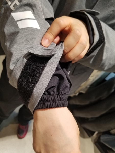 梅雨がやってきましたね、、、レインウェアのご紹介！：KUSHITANI 清水
