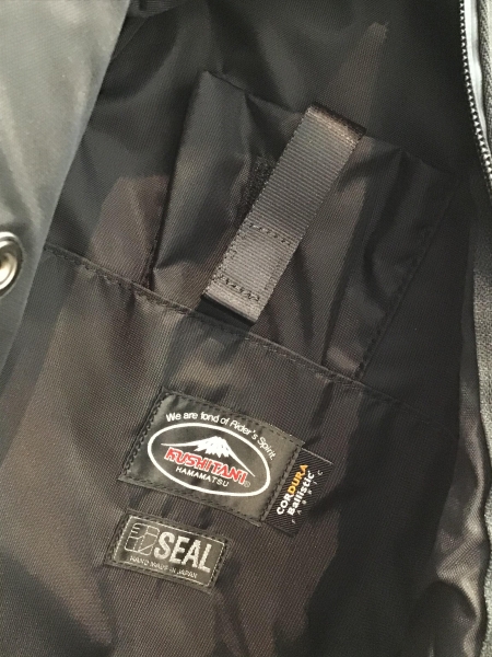 新品未使用 SEAL×KUSHITANI ワンショルダーバッグ レザー クシタニ KUSHITANI クシタニ K-3589Y YOSHIMURA ONE SHOULDER