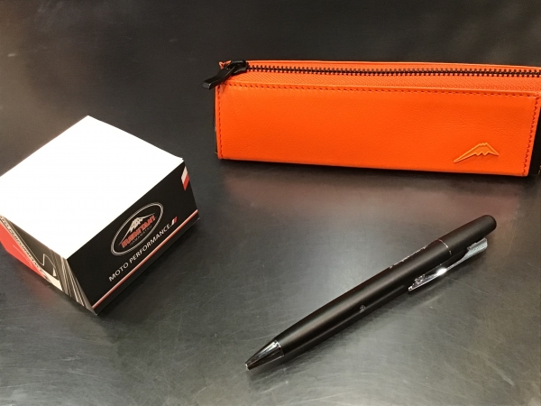ﾊﾟﾌｫｰﾏﾝｽｽﾄｱ限定】 ｽﾃｰｼｮﾅﾘｰな革小物があります！：KUSHITANI