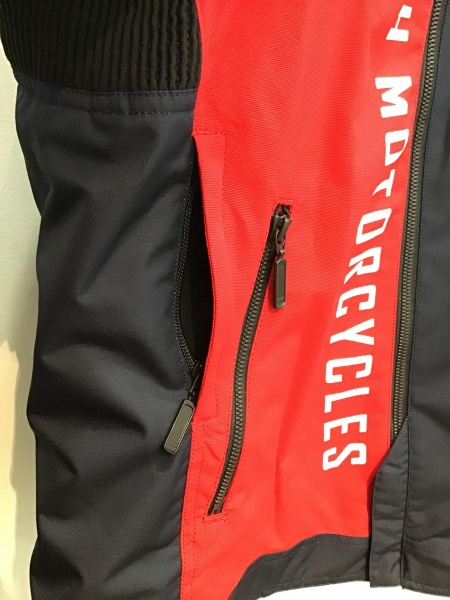 入荷案内】56デザイン スラッシュジャケット・カラースリーブ