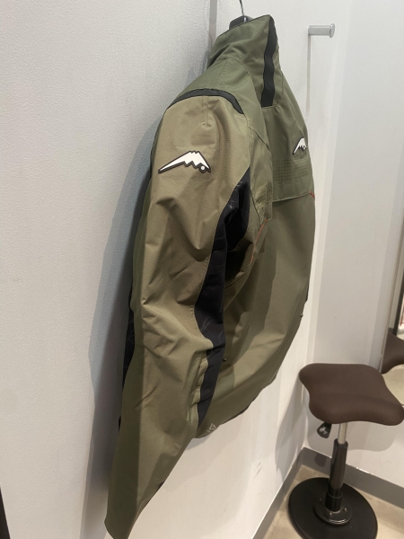 クシタニ アクアジャケットK-2378 LL ブラック／グレー(クリーニング済) K-2378 アクアジャケット バイク用品のクシタニ｜KUSHITANI JAPAN