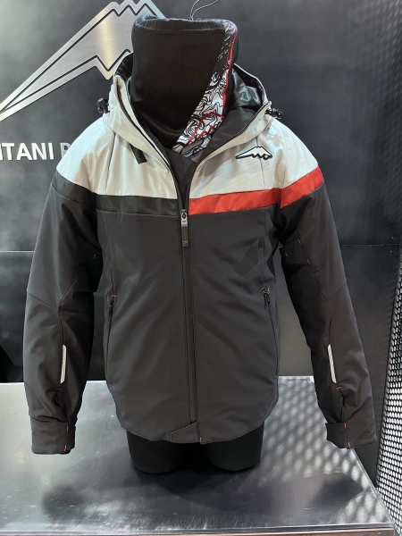 バイク以外でも使いたくなる商品のご紹介：KUSHITANI 清水店