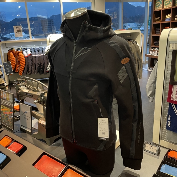 インナージャケットの限定モデル 入荷いたしました!:KUSHITANI インナージャケットの限定モデル 入荷いたしました!:KUSHITANI