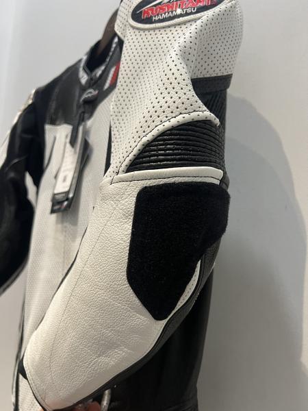 新作ツナギ登場！】アクリートスーツ入荷&スーパーテック R2再入荷の