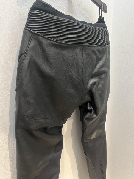 クシタニ フェイズメッシュジャケット グルーヴメッシュパンツ 2024年モデル】フェイズジャケットとグルーヴパンツ入荷