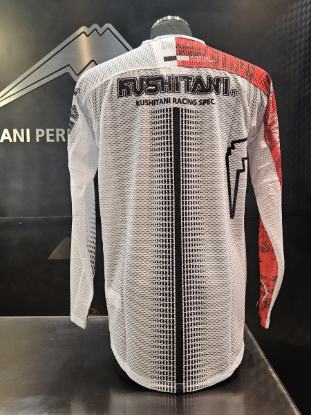 KUSHITANI クシタニ ロードレース レーシングジャケット Ｍ NEWレーシングスーツ 後ろ姿もお気に入り🗻🫶 #kushitani