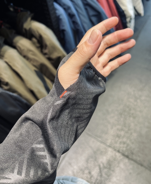 ハイブリッド防寒レイヤー】MIDコンビスリーブ入荷のお知らせ ハイブリッド防寒レイヤー】MIDコンビスリーブ入荷のお知らせ