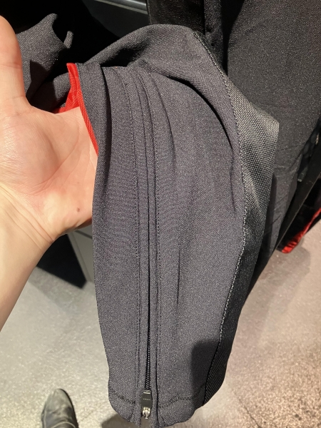 テーパードメッシュパンツ、入荷しました。：KUSHITANI清水店