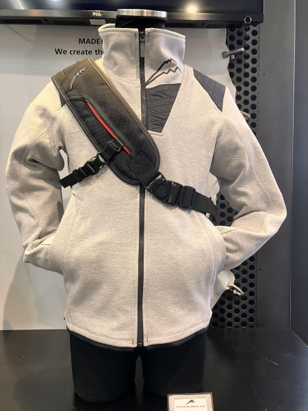 ワンショルダーバッグのご紹介：KUSHITANI清水店 | KUSHITANI