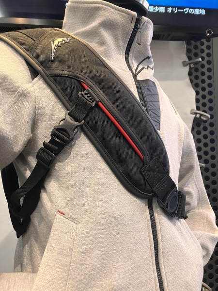 ワンショルダーバッグのご紹介：KUSHITANI清水店 | KUSHITANI