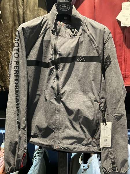今年のウインドブレーカー、入荷しました。：KUSHITANI 清水店