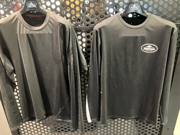 アクアSTロングTシャツ、入荷しました。：KUSHITANI 清水店