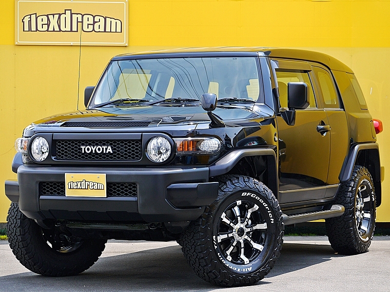 FJクルーザー_在庫車_MGアルミホイール_ブラック_2インチリフトアップ