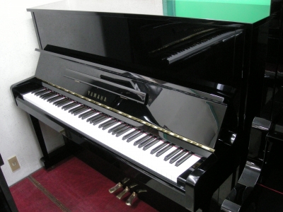 YamahaU10BL