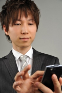 ホームページで集客! スマホ対応はすべき?