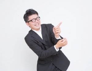 あ、見つけましたね!ここをクリックすると、月5社限定の無料ホームページ診断の案内ページへ! ホームページで集客! お客さまの声を載せる!