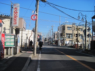 松戸新田駅に到着