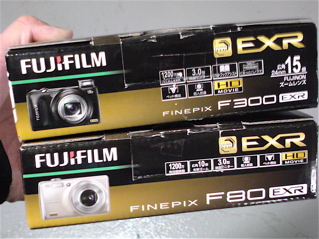 FUJIFILMFINEPIXF300EXRF80EXRÉٻΥե£¥ë¥à¥Ç¥¸¥«¥á¥Õ¥ó¥È¥Ò¥å¥Ã¥ÆÅìµþ¥Ó¥·¥ç¥ó¥Õ¥ê¡¼¥¼Ê¸µþ¶è¥È¥ê¥ß¥ó¥°¥Ç¥ó¥¿¥ë¥±¥¢¥Ó¥·¥ç¥ó¥«¥Ã¥Èhundehutte½©ÍÕ¸¶Ä˼֤¤¤¿¤·¤ã¥¢¥¥ÐAKIBAAKB1.jpg