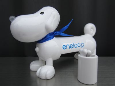 SANYOeneloopサンヨーエネループくり返し使う充電池eneloopyエネルーピー簡易バッテリーチェッカー鼻が光って充電残量をお知らせfunfuneneloopyエネループのマスコットキャラクター6.jpg