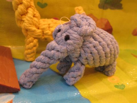 わんこおもちゃ犬デンタルロープ犬歯みがき効果のあるおもちゃポンポリース香り付きロープTOYティーカップベアデンタルロープキリンゾウ都内フントヒュッテ20.jpg