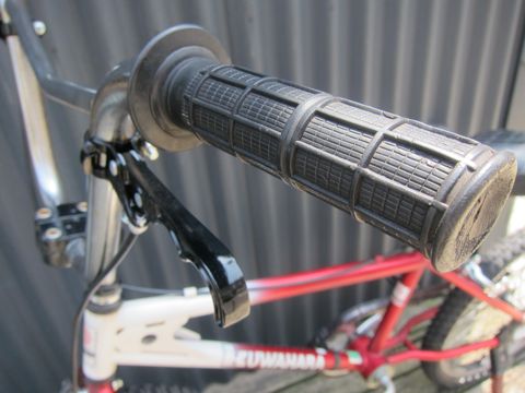 KUWAHARA KZ-03 | hundehutte フントヒュッテ