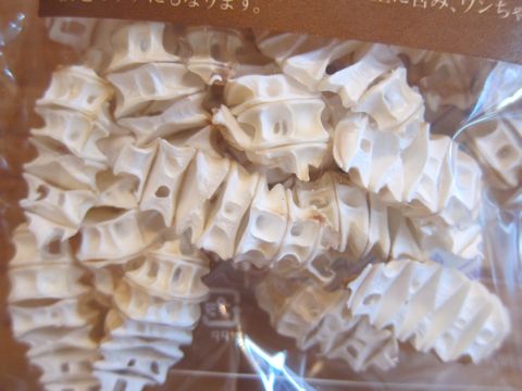サメ肉チップスサメ軟骨フカヒレ(付け根)コンドロイチンコラーゲン気仙沼産ヨシキリ鮫まぐろスライスまぐろ一口スライス鹿児島指宿で水揚げされたまぐろ13.jpg