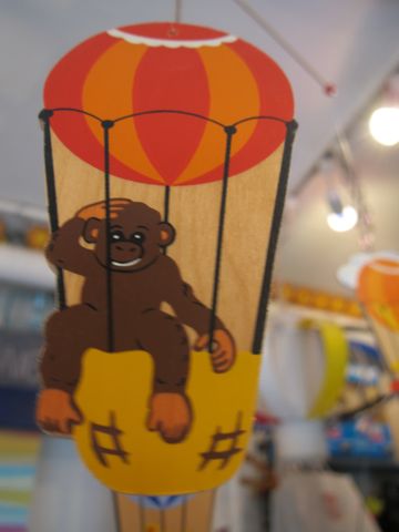 モビール 西ドイツ製 ロイトリンゲン市 Holz-Mobile wooden mobile mobile en bois Made in West Germany 北欧 かわいいモビール 文京区 フントヒュッテ 東京 輸入元 日天商産 a.jpg