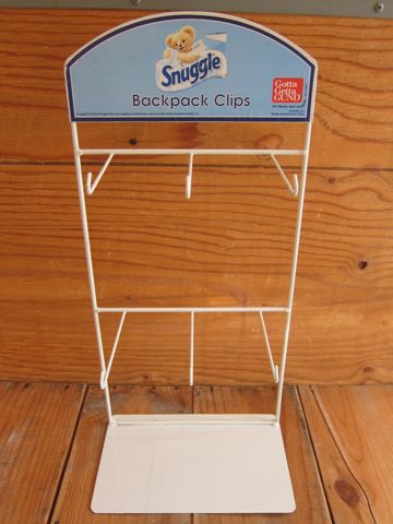 Snuggle Store Display Hook スナッグル 意味 抱きしめる ファーファー テディベアー フック付店舗什器 アメリカンビンテージ ヴィンテージ ストアディスプレイ.jpg