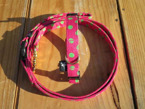 フントヒュッテオリジナル首輪カラーリードリーシュハーネス文京区かわいい犬の首輪東京ヴィンテージ生地ファブリック水玉模様ポルカドット Polka Dot Collar Leash Harness_3.jpg