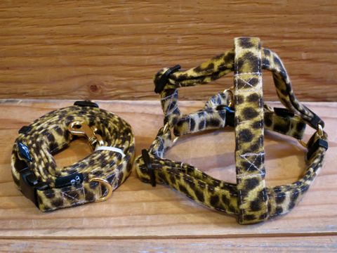 եȥҥåƥꥸʥإ顼꡼ɥ꡼ϡͥʸhundehutte襤μإơϥե֥åɿҥ祦 Leopard Collar Leash Harness_f.jpg