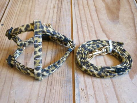 եȥҥåƥꥸʥإ顼꡼ɥ꡼ϡͥʸhundehutte襤μإơϥե֥åɿҥ祦 Leopard Collar Leash Harness_j.jpg