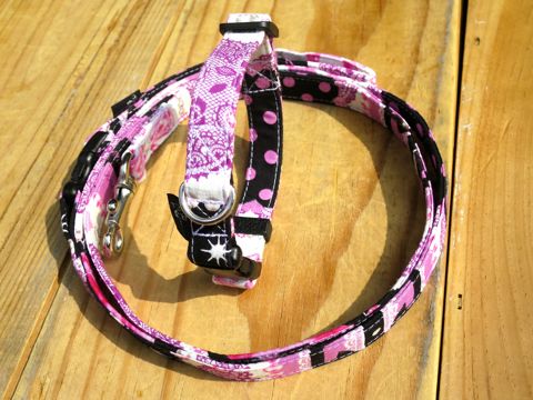 フントヒュッテオリジナル首輪カラーリードリーシュハーネス文京区かわいい犬の首輪東京ヴィンテージ生地ファブリックジュエル宝石装身具 Jewel Collar Leash Harness_4.jpg
