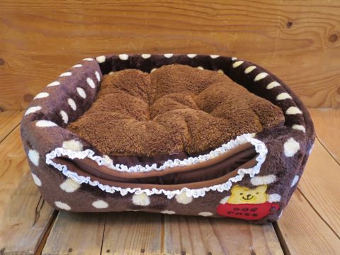 ポンポリース PomPreece 犬用ベッド犬用カドラー画像かわいい犬用ベッド販売店都内犬グッズショップ東京フントヒュッテ駒込 2WAYカドラー ドットボア_5.jpg