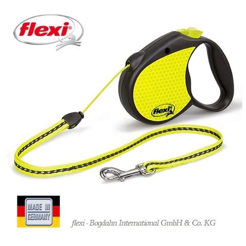flexi NEON フレキシリードネオン画像伸縮自在リード犬さんぽ夜のお散歩蛍光カラー夜光るリード都内フントヒュッテ文京区hundehutte駒込_3.jpg