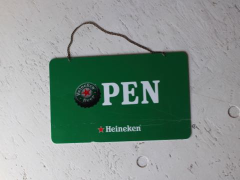 Heineken ハイネケン オープンプレート 画像 OPEN CLOSED バー Bar 非売品 店舗用品 ストアディスプレイ フントヒュッテ 東京 文京区 トリミングサロン 2.jpg