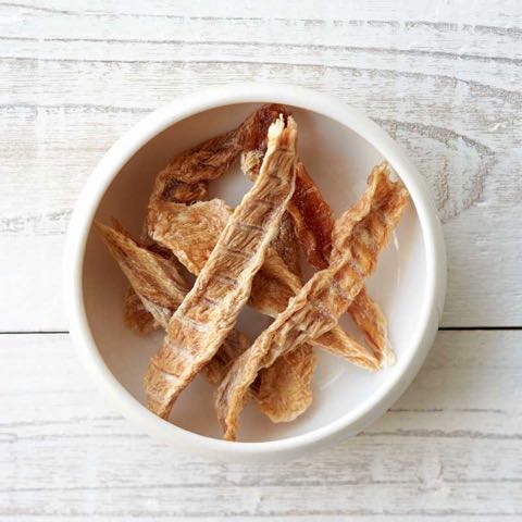 わんのはな 無添加 オーガニック 食品 ケア用品 企画販売 愛犬 エコロジカルドッグライフ 化学合成添加物を可能な限り使用しない商品 ヒューマンレベル原料 フントヒュッテ わんのはな 無薬鶏ささみ ドライスティック 2.jpg