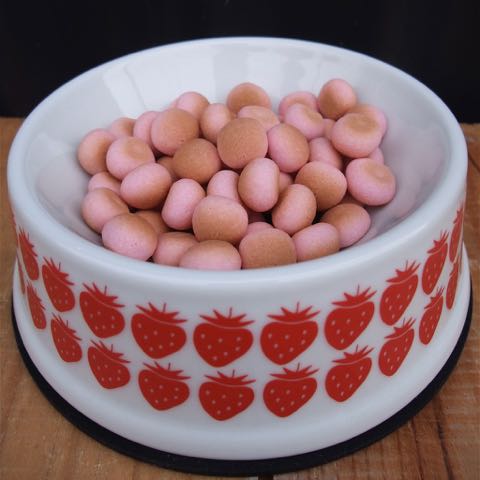 Wonderful Kitchen ワンダフルキッチン 評判 味 Wonderful Japan P-ball ピーボール 無添加 無着色 保存料不使用 国産 犬のおやつ 東京 フントヒュッテ 画像 国産べにいもボーロ 2.jpg