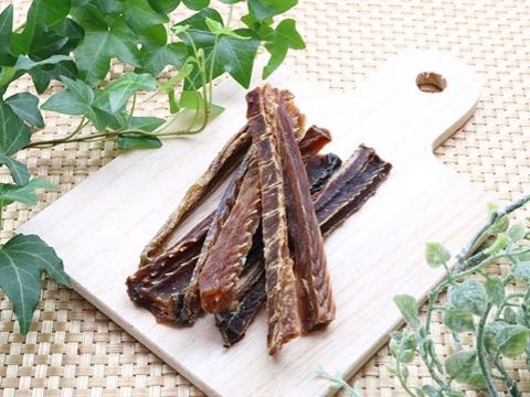 Wonderful Kitchen ワンダフルキッチン 評判 味 Wonderful Japan P-ball ピーボール 無添加 無着色 保存料不使用 国産 犬のおやつ 東京 フントヒュッテ 画像 鮭スティック _ 2.jpg