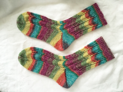 Chevron Socks完成