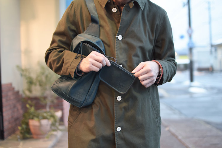 PORTER ホースレザーのワンショルダー。 | 1989 Men's Blog