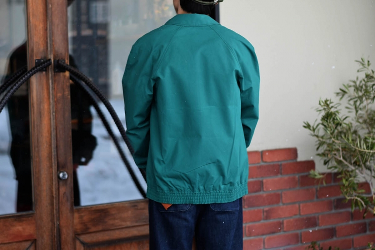 A.P.C.のコーチジャケットはトラディショナルな雰囲気。 | 1989 A.P.C.のコーチジャケットはトラディショナルな雰囲気。 | 1989
