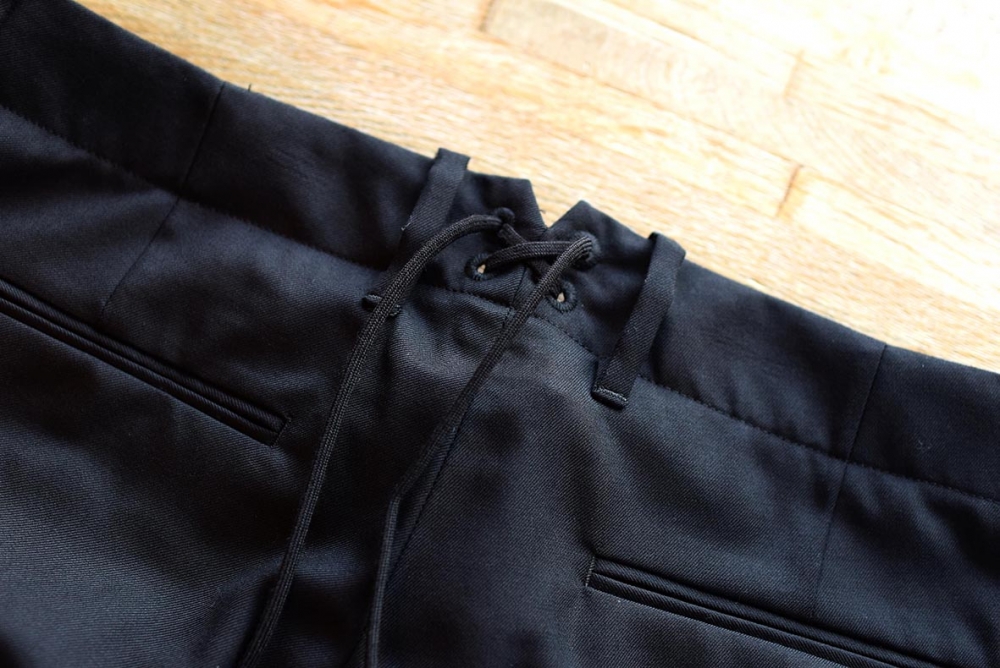 UNUSED 一味違う、気品溢れるスラックス。 | 1989 Men's Blog