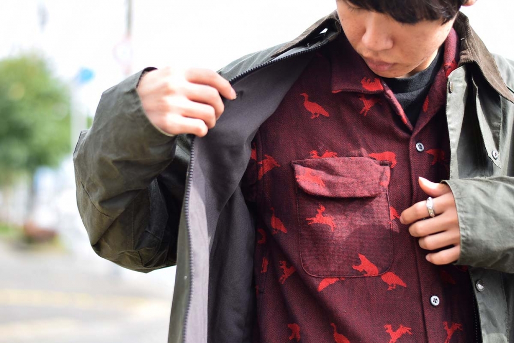 Engineered Garments 主役にもアクセントにもなる柄物オープン