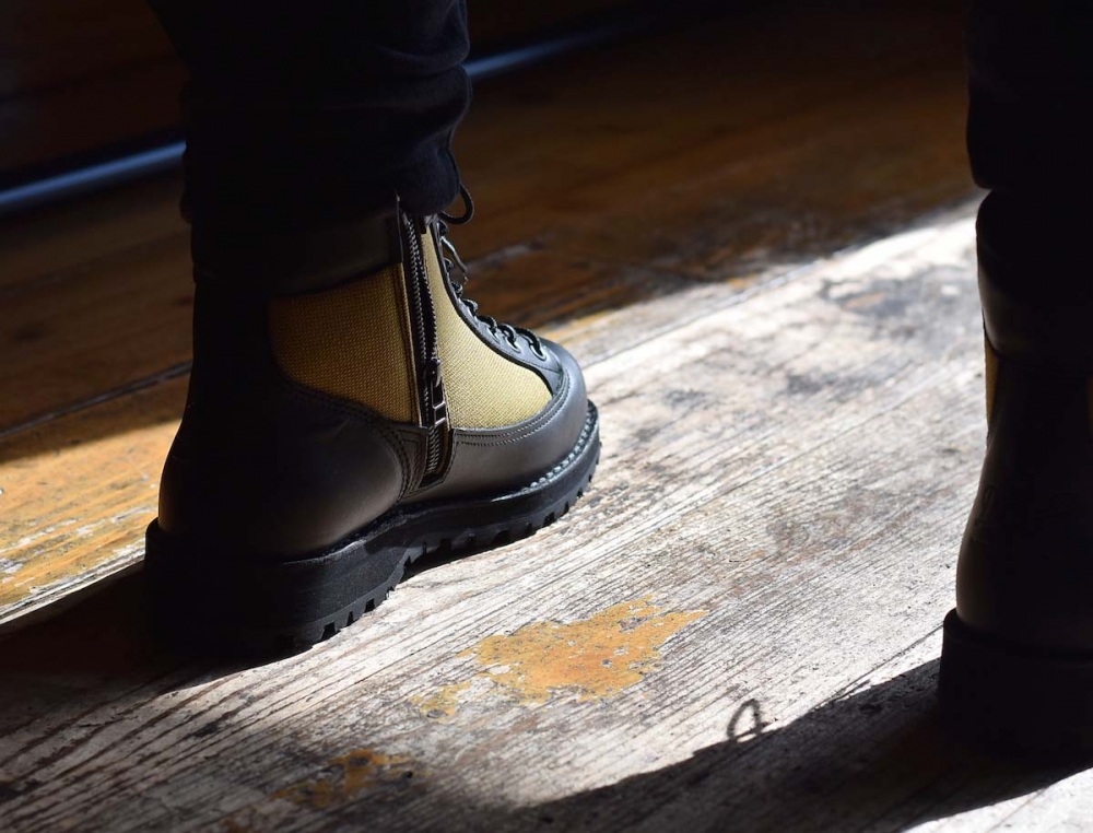 SOPHNET.×DANNER 今シーズンはDANNER LIGHTをベースに。 | 1989 Men's Blog