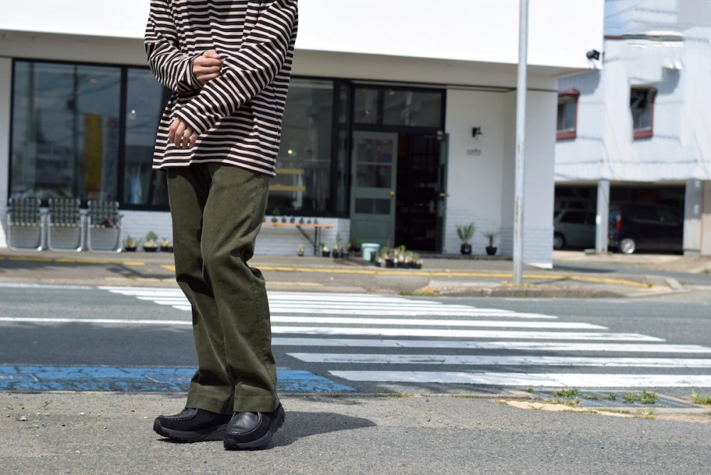 UNUSED×Dickies スラックス感覚で合わせたい秋らしい