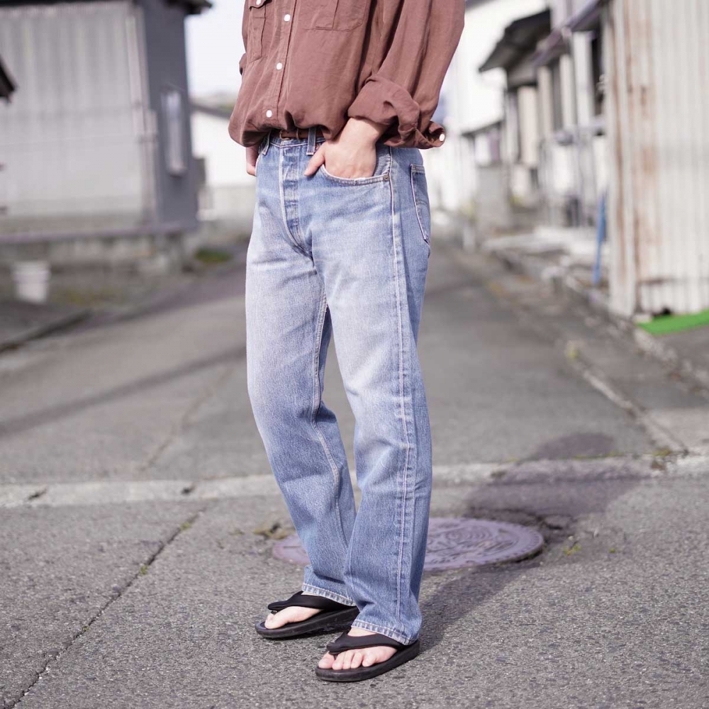 Levi's A19590064 関税送料込 501®'90S ジーンズ ミディアムインディゴ – リーバイス®公式